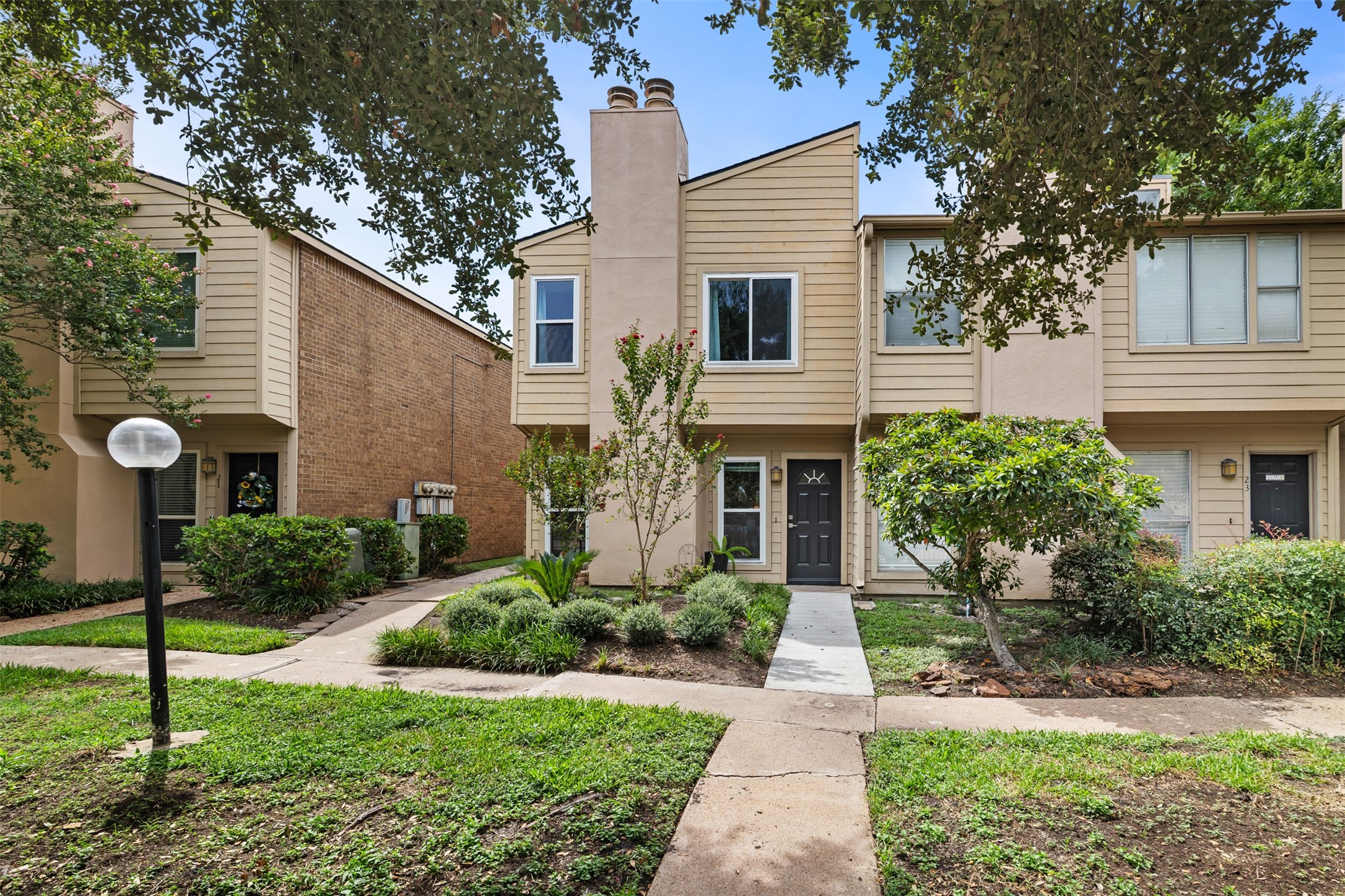 1500 Sandy Springs Road, Unit 22 Houston, TX 77042 - Photo 29 of 31 Book your appointment today to see this stunning home!