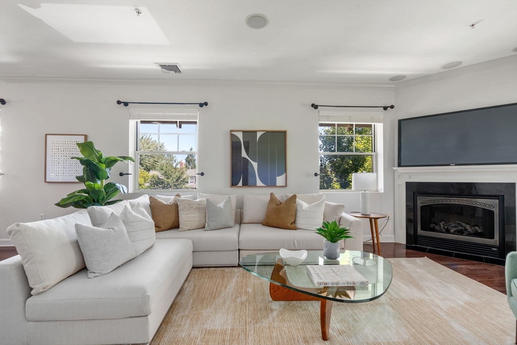 190 Corey Road, Unit 7 Boston, MA 02135 - Photo 3 of 26 Gallery Image 3