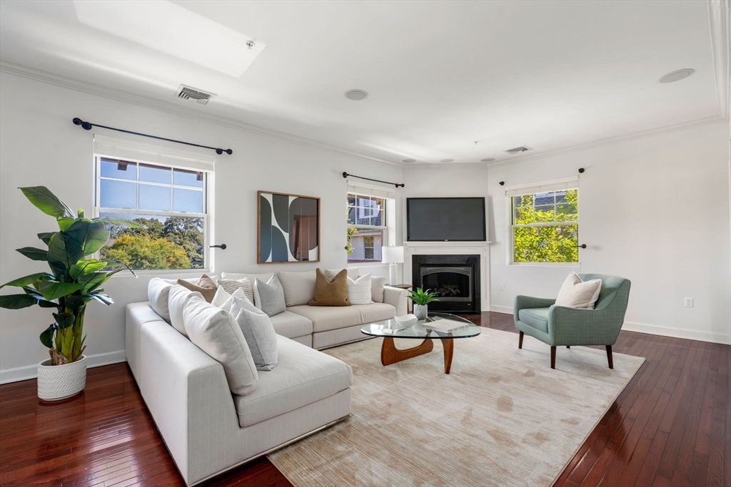 190 Corey Road, Unit 7 Boston, MA 02135 - Photo 4 of 26 Gallery Image 4