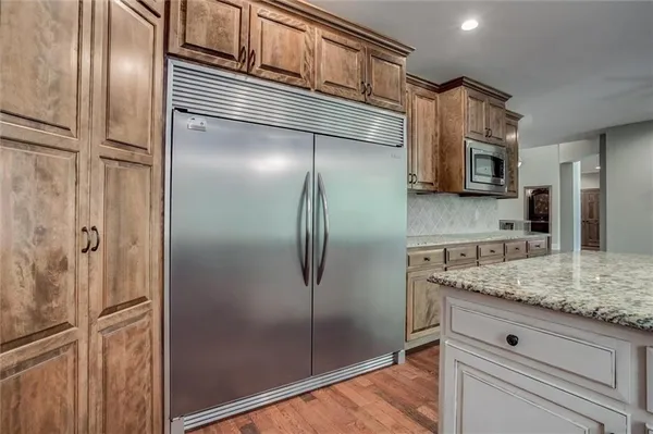 $849,900 | 921 1751st Road, Bates City, MO 64011