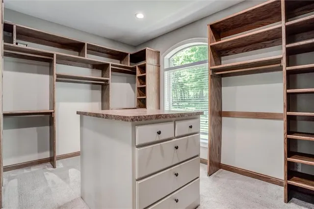 $855,000 | 921 1751st Road, Bates City, MO 64011