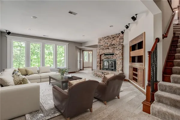 $849,900 | 921 1751st Road, Bates City, MO 64011