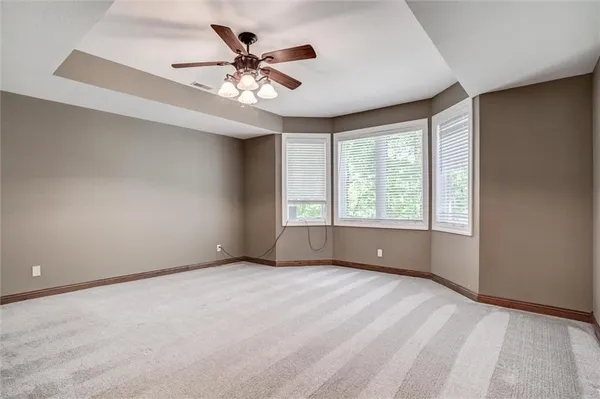 $849,900 | 921 1751st Road, Bates City, MO 64011