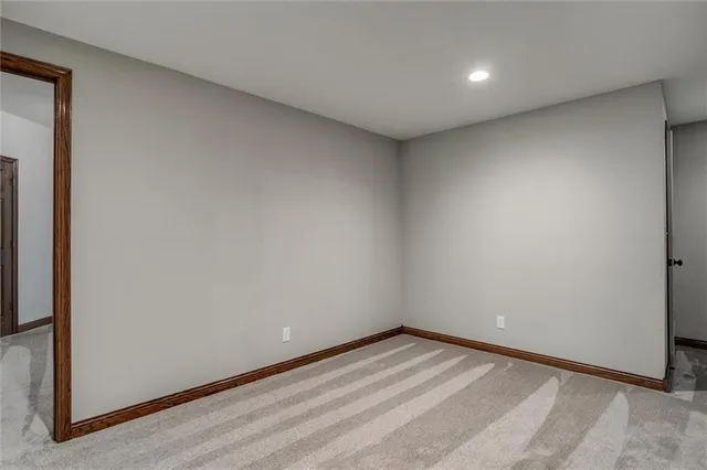 $855,000 | 921 1751st Road, Bates City, MO 64011