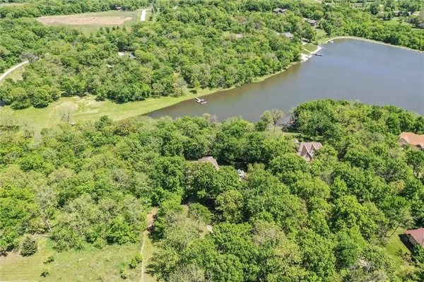 $849,900 | 921 1751st Road, Bates City, MO 64011