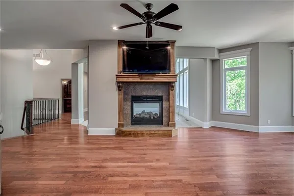 $849,900 | 921 1751st Road, Bates City, MO 64011