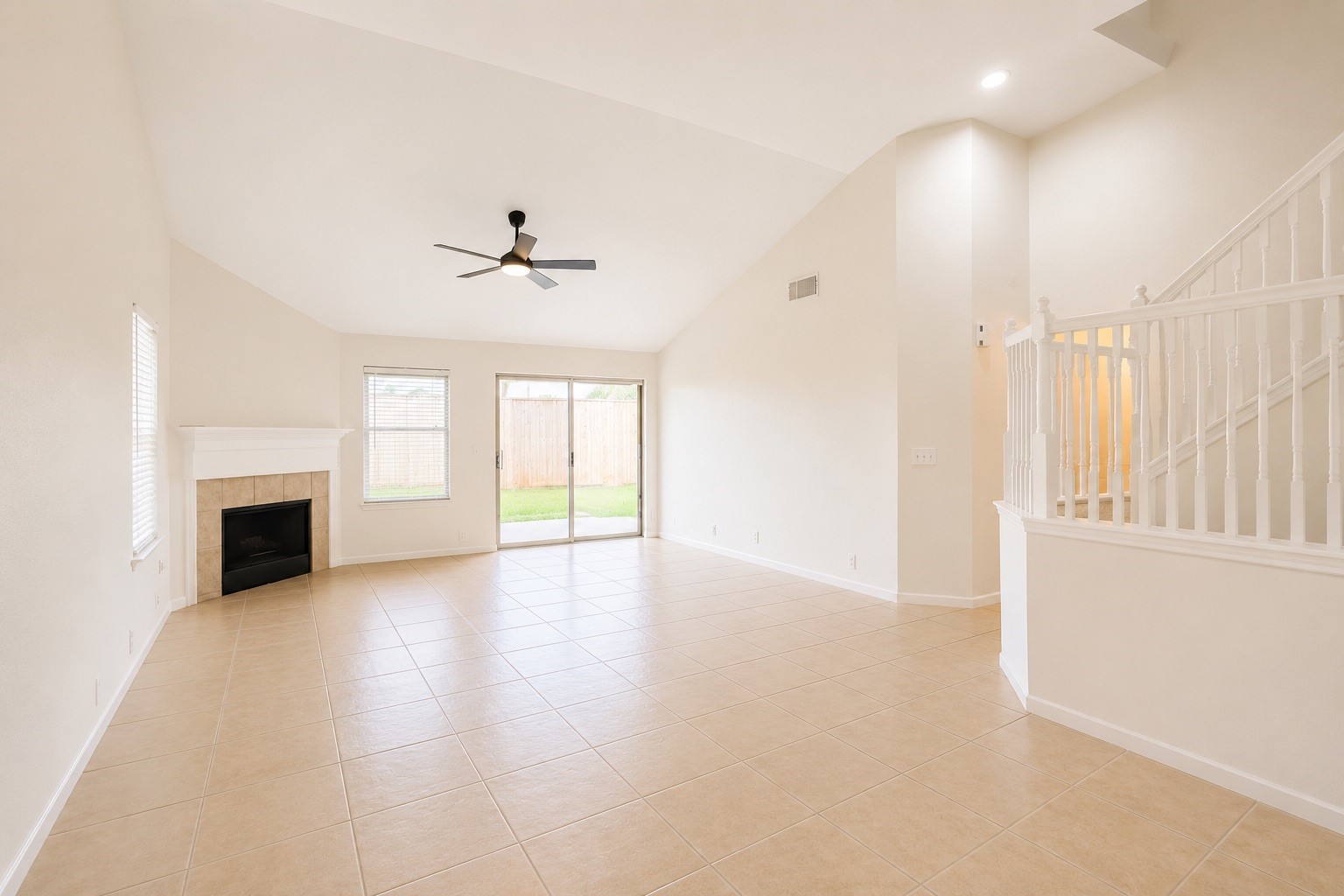 654 Cypresswood Trace Spring, TX 77373 - Photo 4 of 24