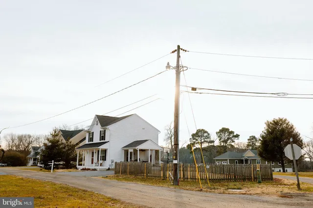 $465,000 | 200 Newtown Road, Chester, MD 21619