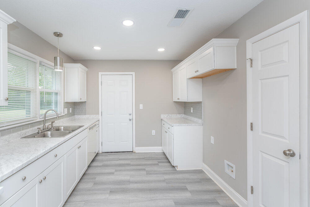 2126 Harding Road Augusta, GA 30906 - Photo 11 of 35 011_2126_harding_rd_011_356