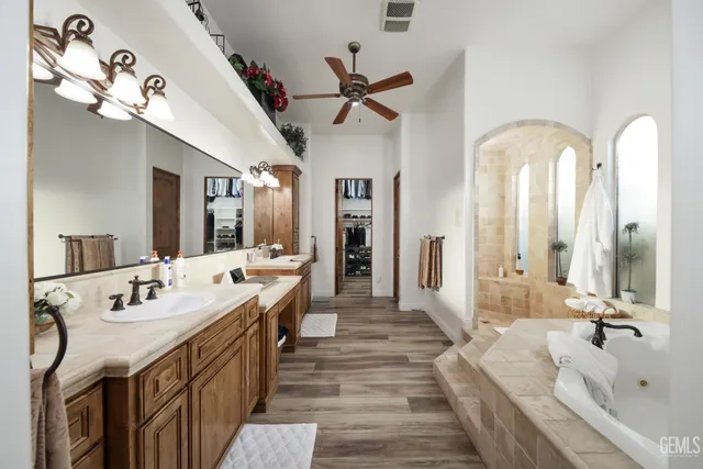 $1,450,000 | Undisclosed Address, Bakersfield, CA 93314