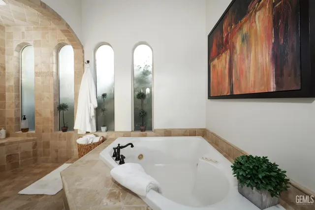 $1,450,000 | Undisclosed Address, Bakersfield, CA 93314