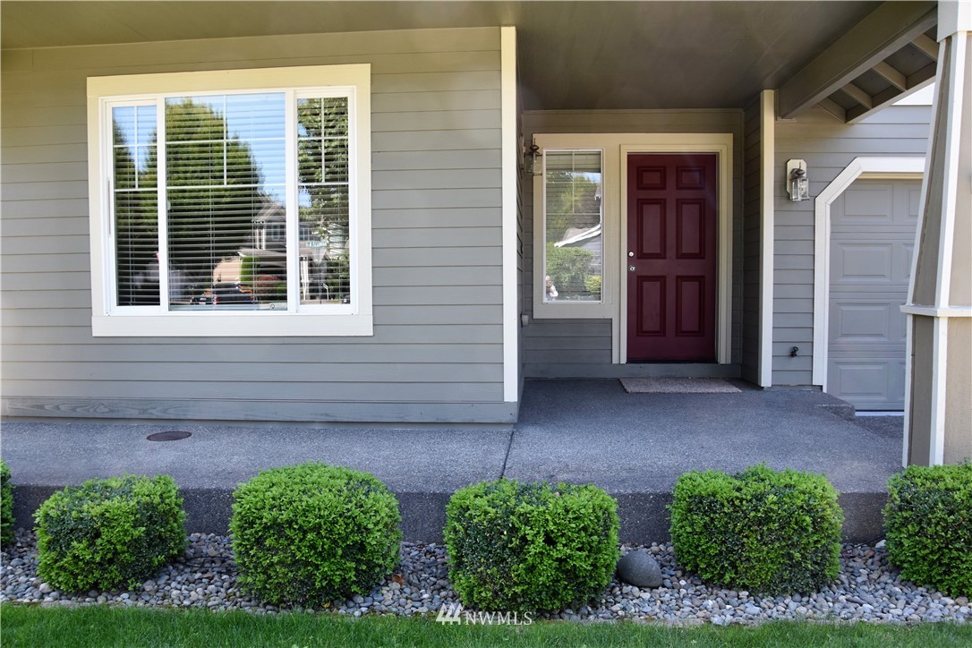 7201 Radius Loop Southeast Lacey, WA 98513 - Photo 2 of 38 Gallery Image 2