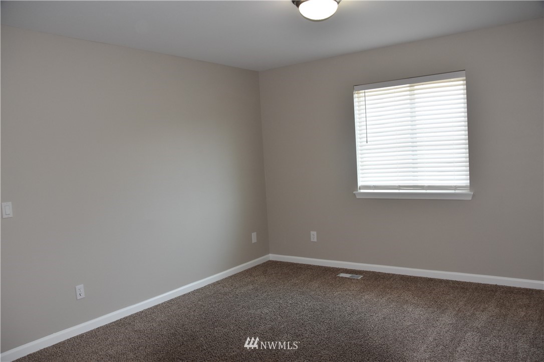 7201 Radius Loop Southeast Lacey, WA 98513 - Photo 33 of 38 Gallery Image 33