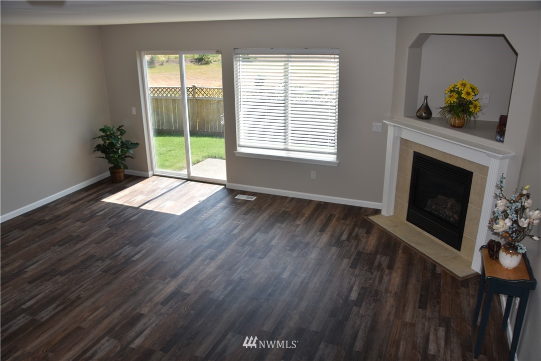 7201 Radius Loop Southeast Lacey, WA 98513 - Photo 7 of 38 Gallery Image 7
