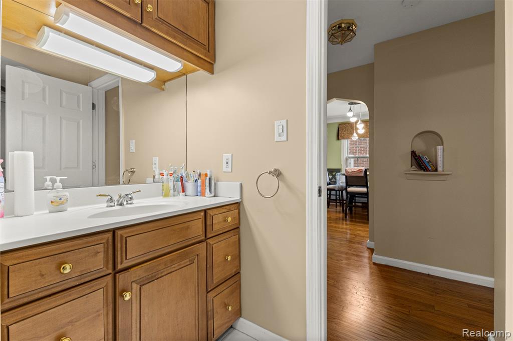 1750 North Waverly Street Dearborn, MI 48128 - Photo 17 of 38