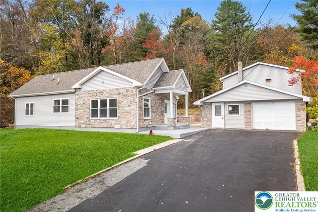 $624,999 | 601 Fireline Road, Bowmanstown, PA 18071