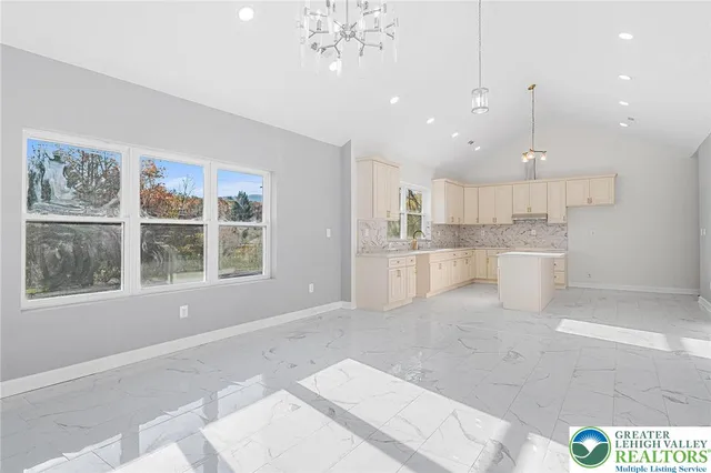 $624,999 | 601 Fireline Road, Bowmanstown, PA 18071