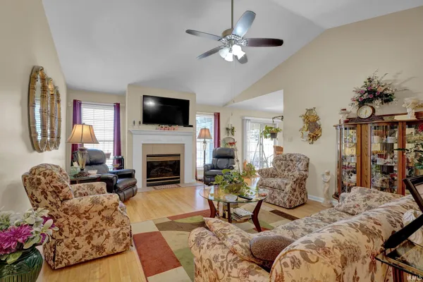 $215,000 | 3314 Renee Drive, Evansville, IN 47711