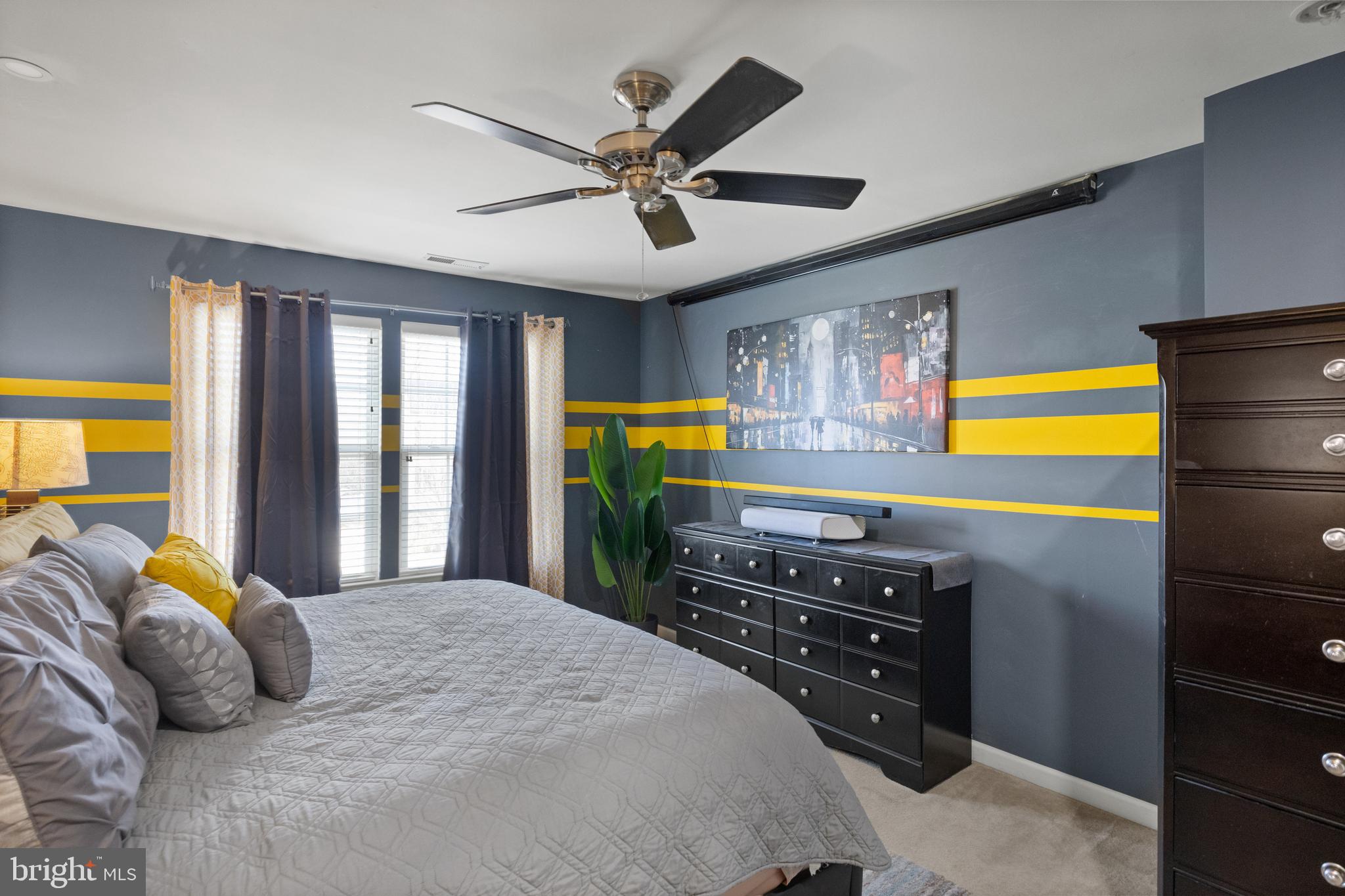 2 Tieman Circle Delanco, NJ 08075 - Photo 20 of 30 a bedroom with a bed and a large window