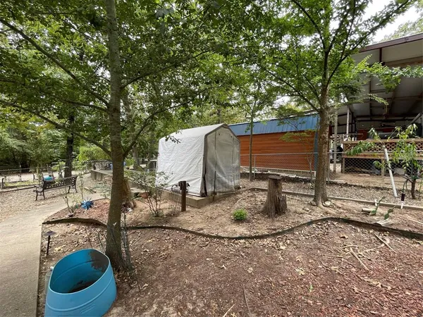 a view of outdoor space