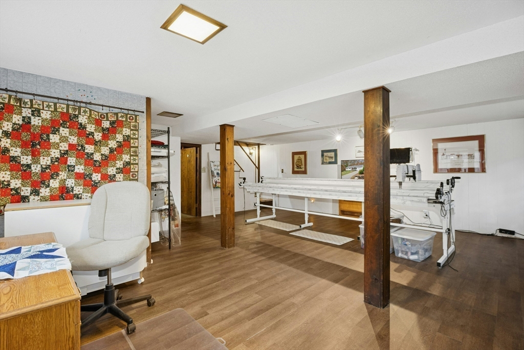 28 Chestnut Hill Road Chelmsford, MA 01824 - Photo 24 of 39