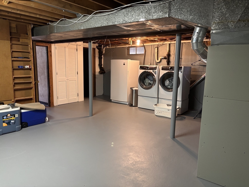 28 Chestnut Hill Road Chelmsford, MA 01824 - Photo 28 of 39