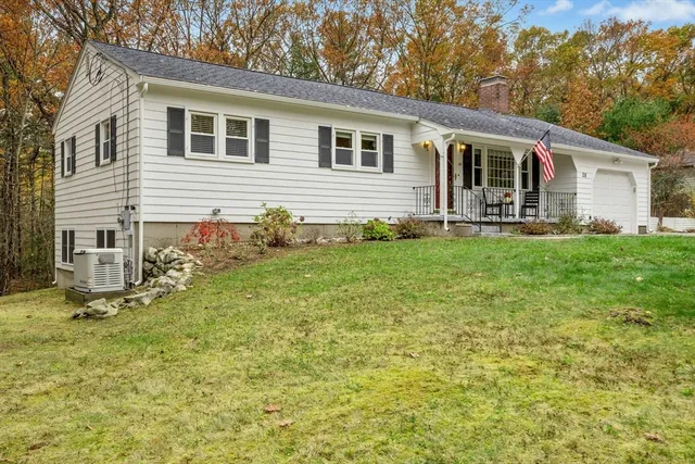 $709,900 | 28 Chestnut Hill Road, Chelmsford, MA 01824