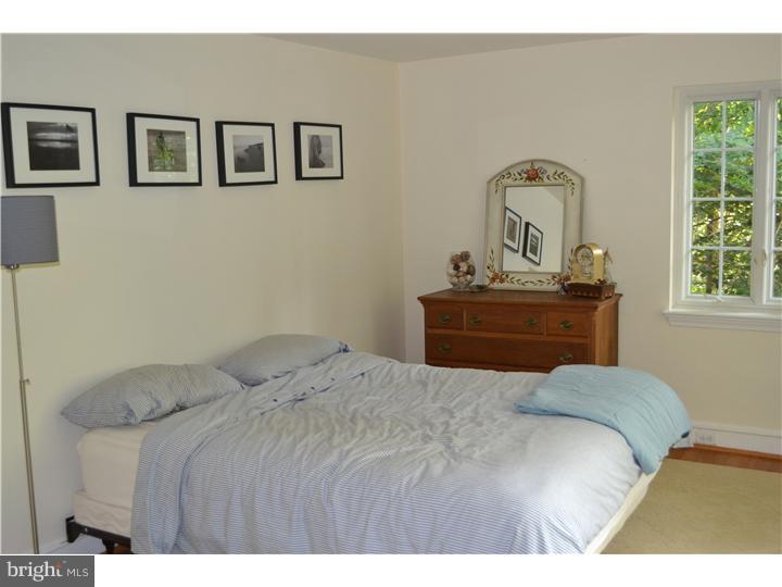 1028 Greenmount Road Haddonfield, NJ 08033 - Photo 11 of 17