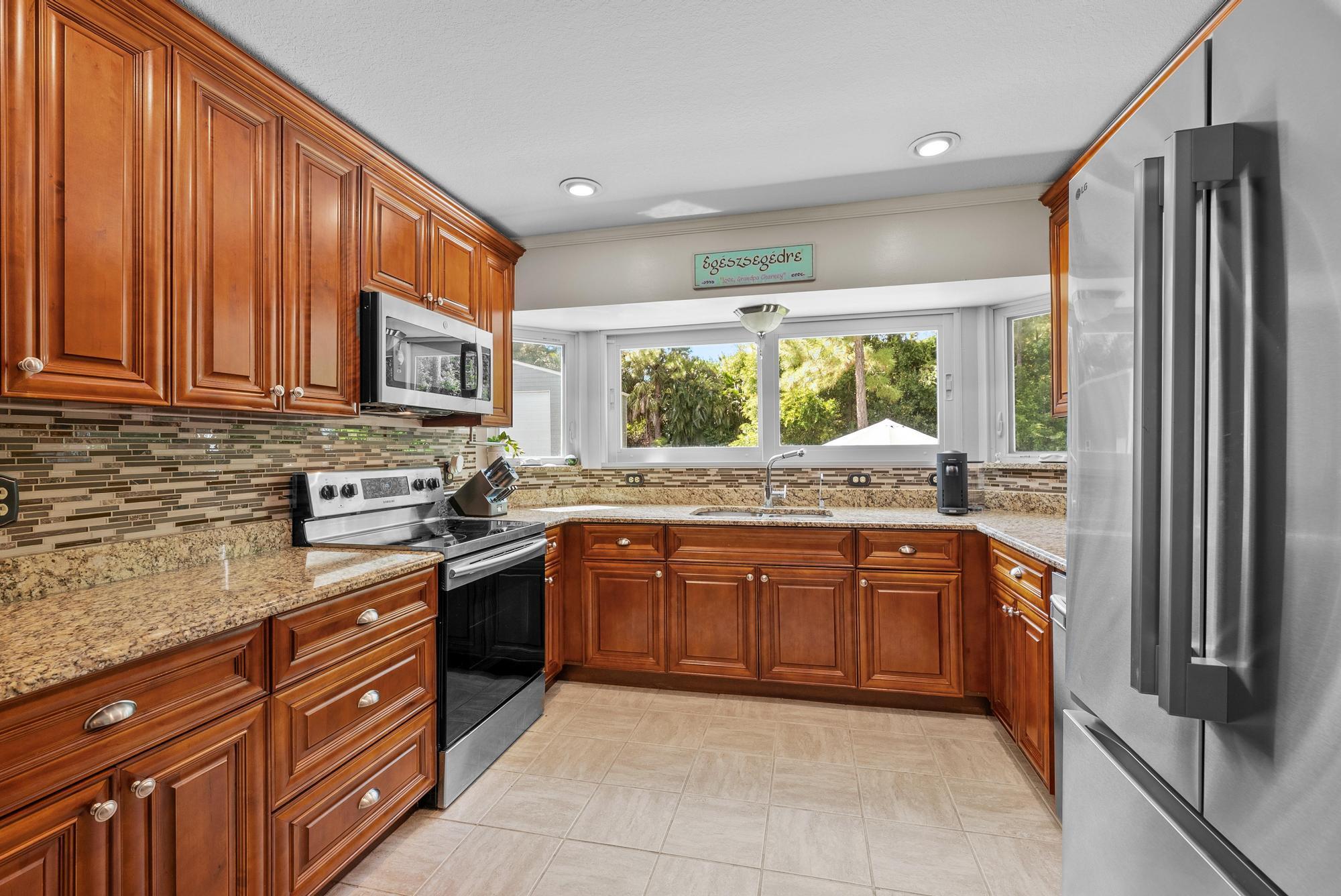 17885 Bridle Lane Jupiter, FL 33478 - Photo 10 of 23 17885 Bridle Ln-10