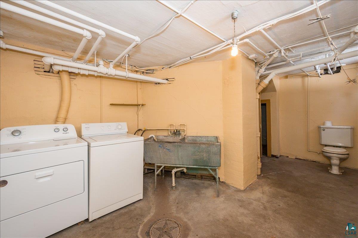 302 East 8th Street Superior, WI 54880 - Photo 16 of 21