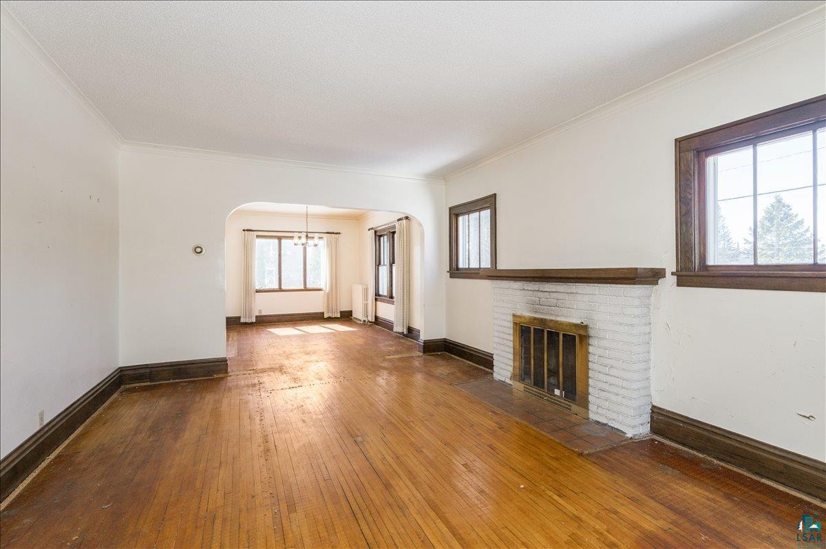 302 East 8th Street Superior, WI 54880 - Photo 2 of 21