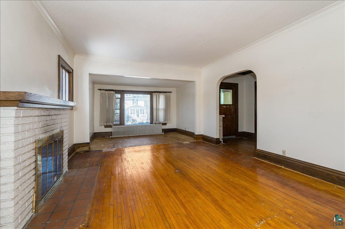 302 East 8th Street Superior, WI 54880 - Photo 3 of 21