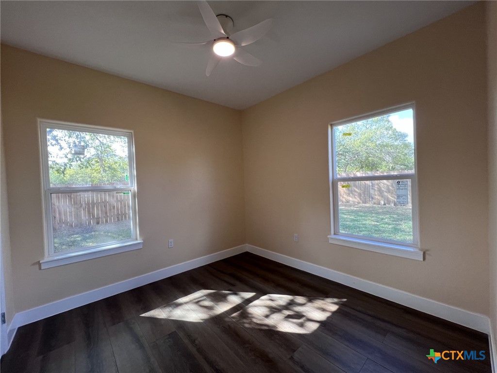 410 Trinity Street Luling, TX 78648 - Photo 15 of 20 Gallery Image 15