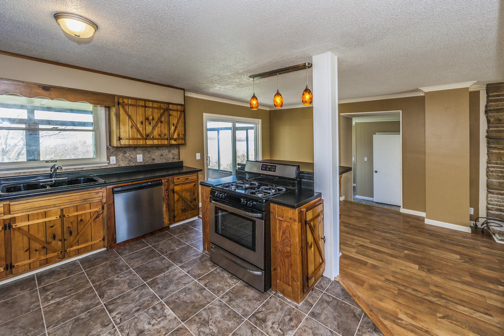 843 New Lake Road Spring City, TN 37381 - Photo 12 of 40 _97N1846w
