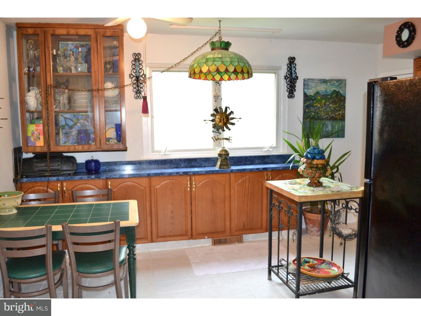 817 Twining Road Dresher, PA 19025 - Photo 7 of 19 Kitchen