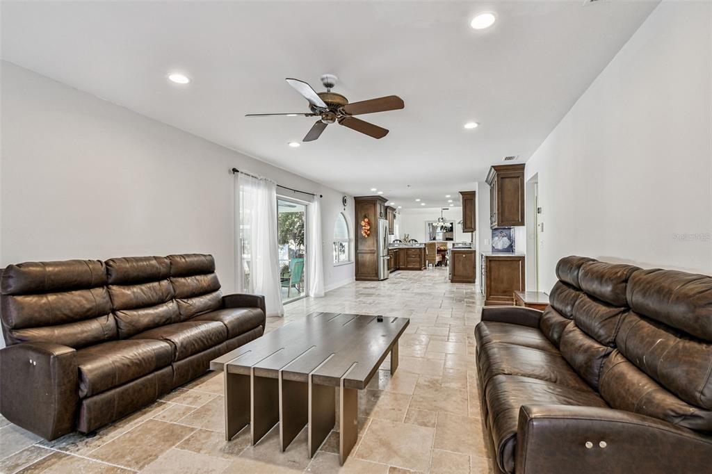 9149 Maple Court Seminole, FL 33777 - Photo 29 of 97