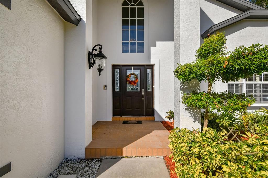 9149 Maple Court Seminole, FL 33777 - Photo 4 of 97