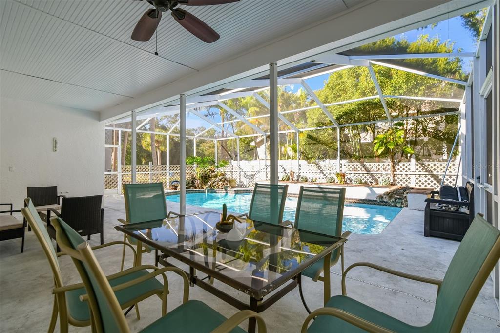 9149 Maple Court Seminole, FL 33777 - Photo 67 of 97