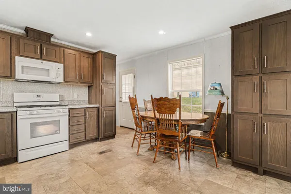 $89,900 | 64 Lakeview Drive, Elizabethtown, PA 17022