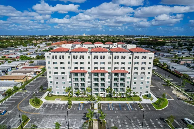 $1,850 | 400 Northwest 112th Avenue, Unit 608, Miami, FL 33172