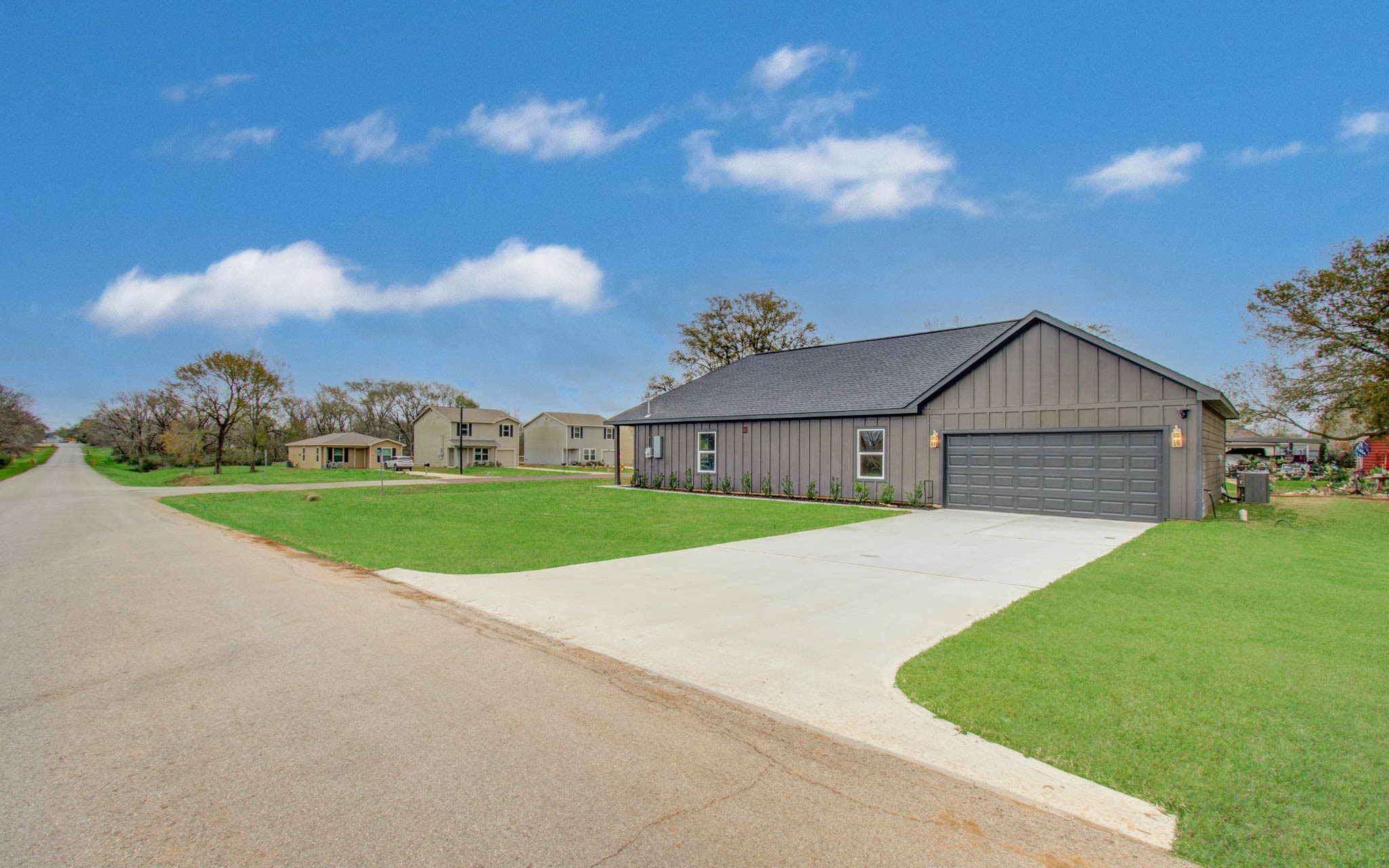 211 19th Hempstead, TX 77445 - Photo 5 of 21
