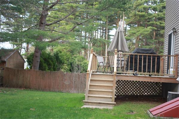 48 Matthew Street Springfield, MA 01128 - Photo 9 of 15