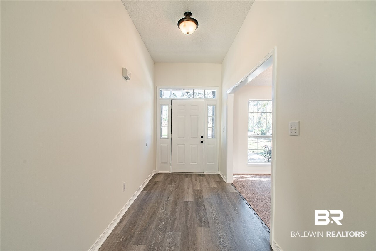106 Montclair Place Daphne, AL 36526 - Photo 3 of 39