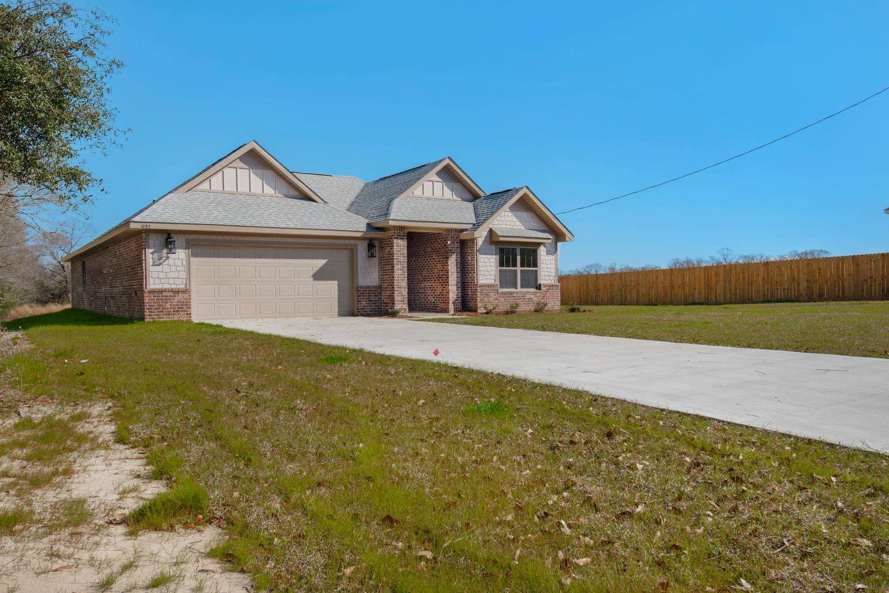 1092 Fleming Bridge Road Milton, FL 32570 - Photo 4 of 49 Gallery Image 4