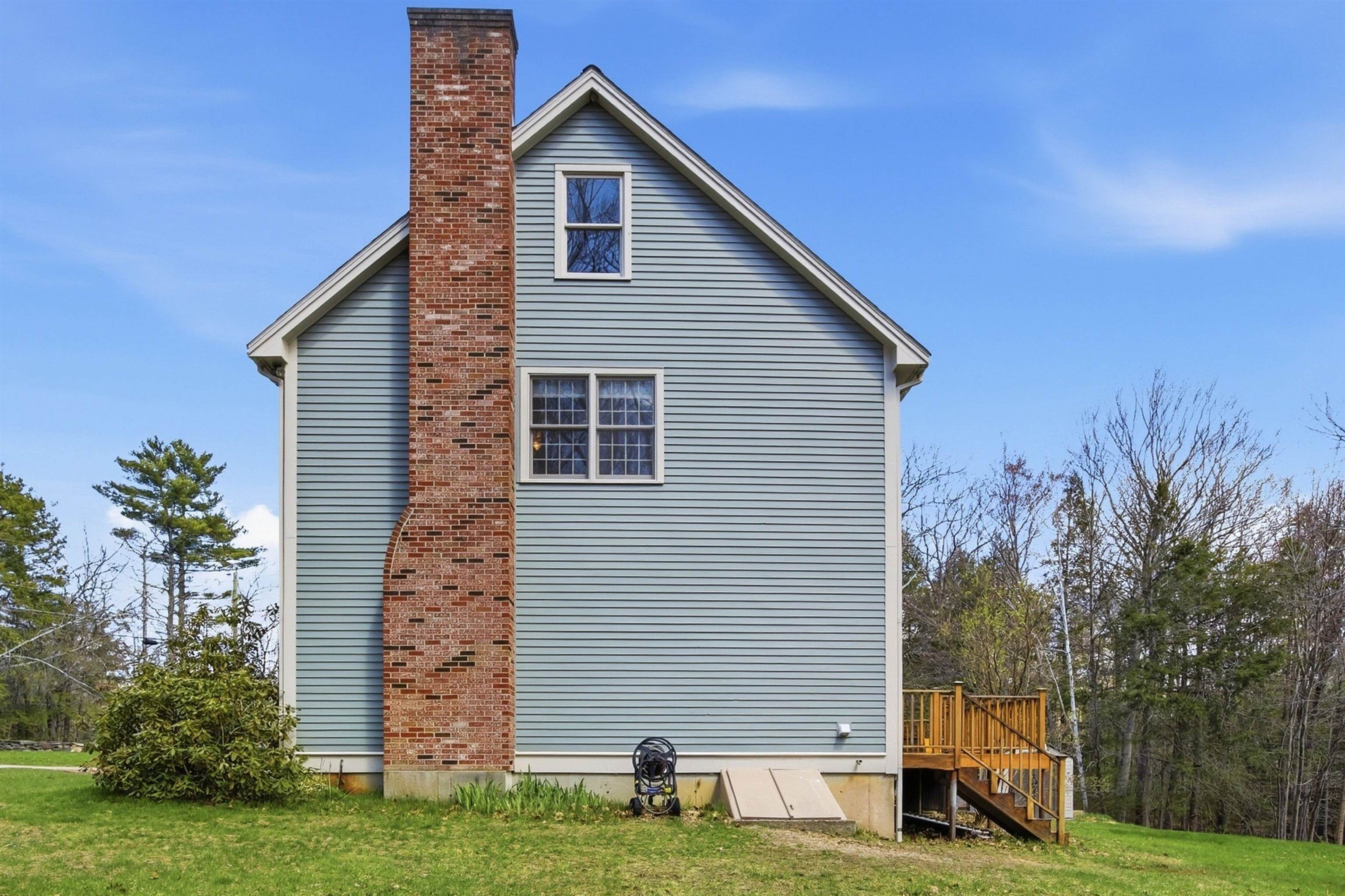 89 Old Center Road Deerfield, NH 03037 - Photo 2 of 58