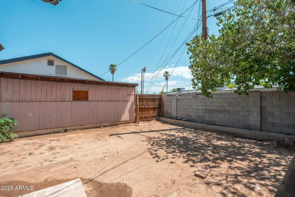 $1,400 | 744 West Coolidge Street, Unit C, Phoenix, AZ 85013