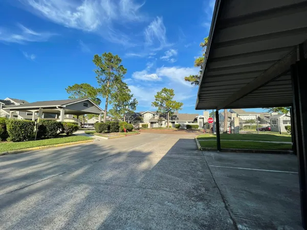 $1,488 | 12250 Copper Tree Pvt Lane, Houston, TX 77035