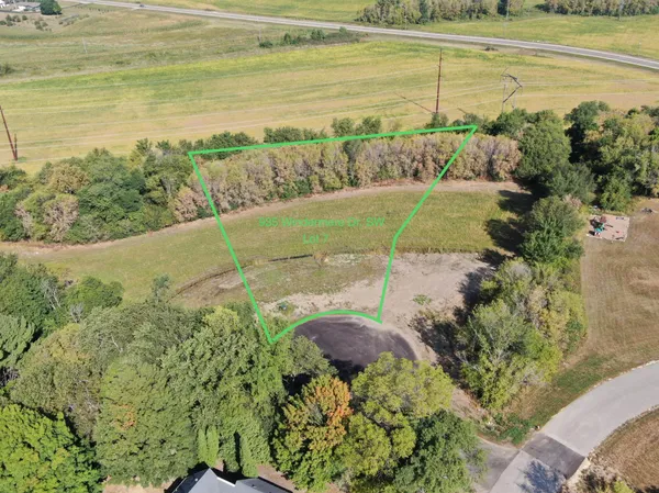 $155,000 | 703 Cherrywood Dr Pine Island Southwest, Pine Island, MN 55963
