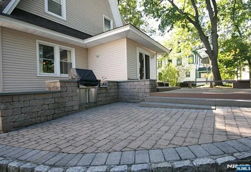 55 Tenafly Road Tenafly, NJ 07670 - Photo 9 of 13