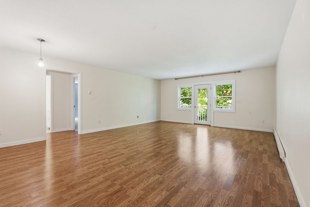 44 Evergreen Road, Unit 302 Northampton, MA 01053 - Photo 3 of 28
